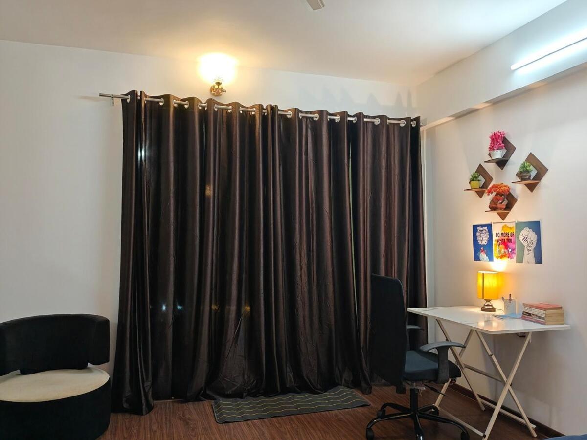 Kharadi 3bhk Eon View High Rise Apartment *